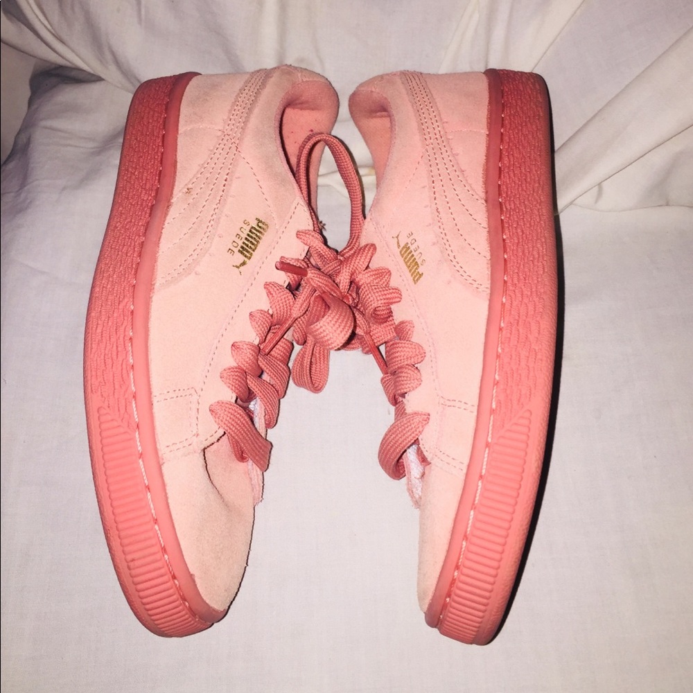 Puma Suede Desert Flower Shoes
